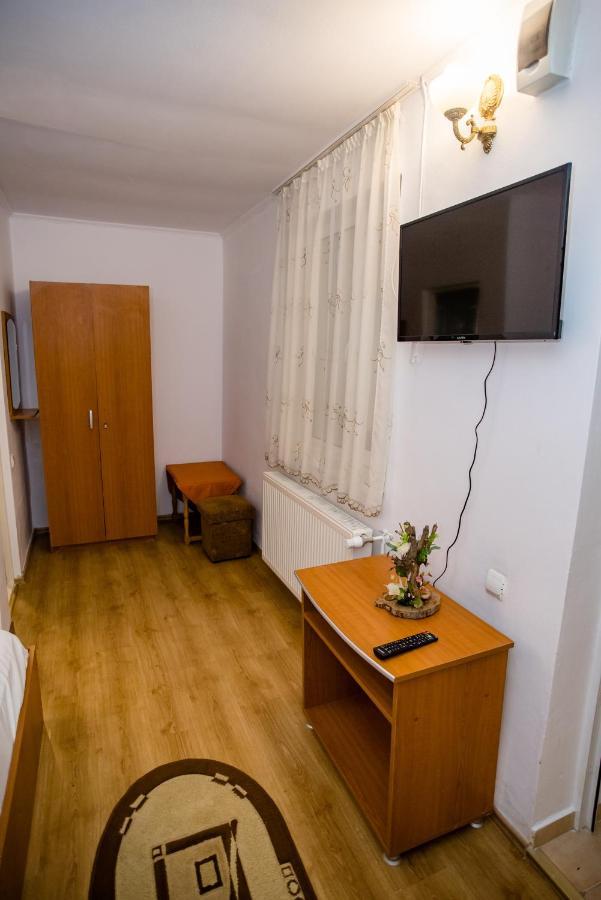 Hotel Marion Poiana Dumbraveni  Ngoại thất bức ảnh