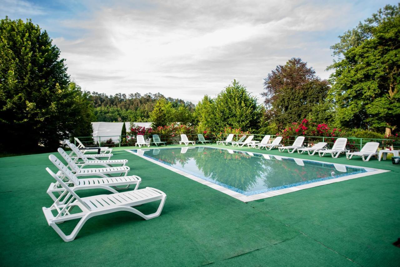 Hotel Marion Poiana Dumbraveni  Ngoại thất bức ảnh