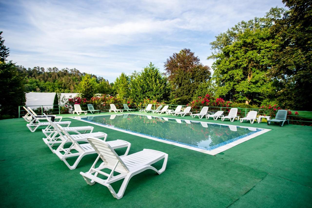 Hotel Marion Poiana Dumbraveni  Ngoại thất bức ảnh
